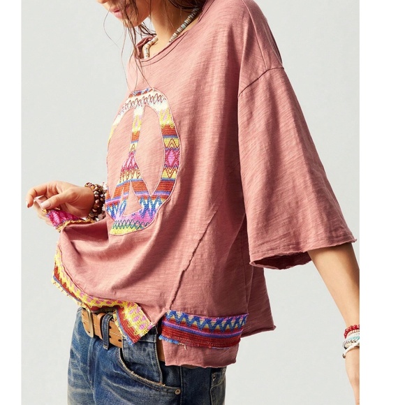 Boho Colorful Peace Sign Patch Short Sleeve Loose Fit Top - Picture 2 of 6